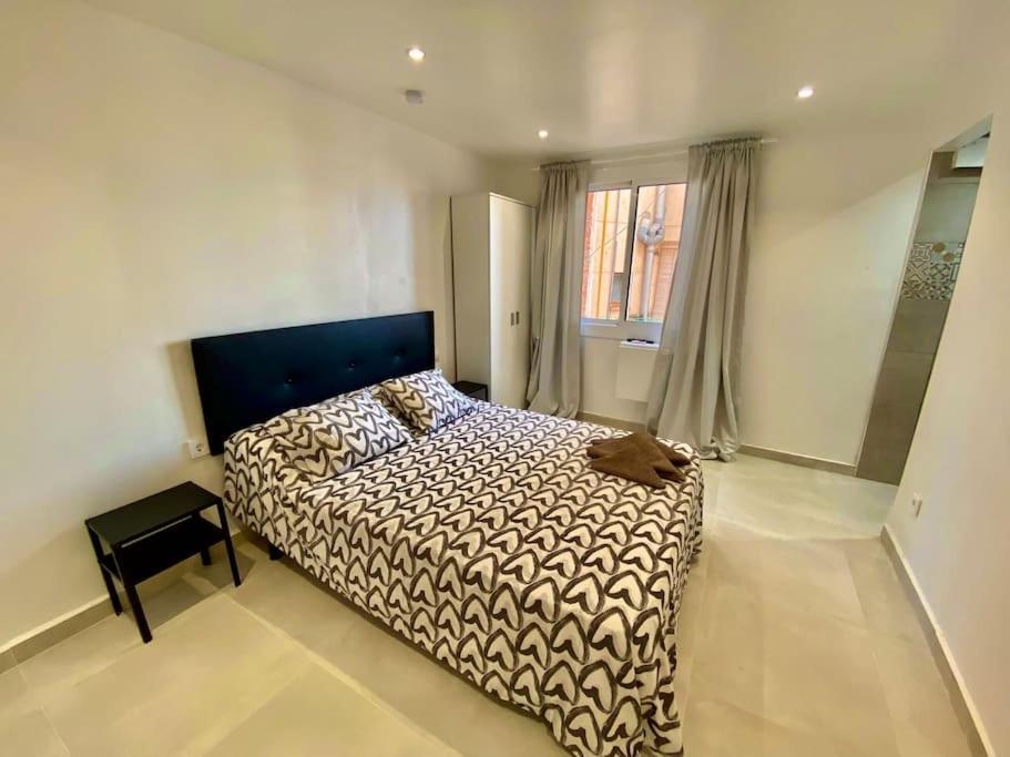 Apartamentos Con Bano Privado Frente Al Metro L5 Barcelona-Hospitalet L'Hospitalet de Llobregat Eksteriør billede